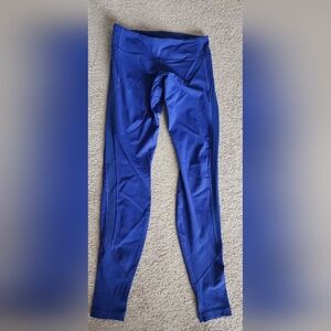 Lululemon Athletica Size 6 Leggins Royal Blue With Mesh Panels 7/8 Length